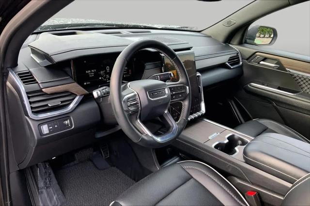 2025 GMC Acadia FWD Denali