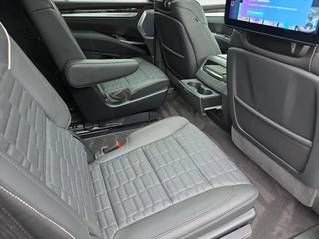 2025 Cadillac Escalade Sport Platinum
