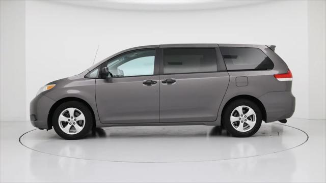 2014 Toyota Sienna L V6 7 Passenger