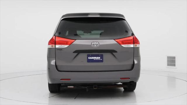 2014 Toyota Sienna L V6 7 Passenger