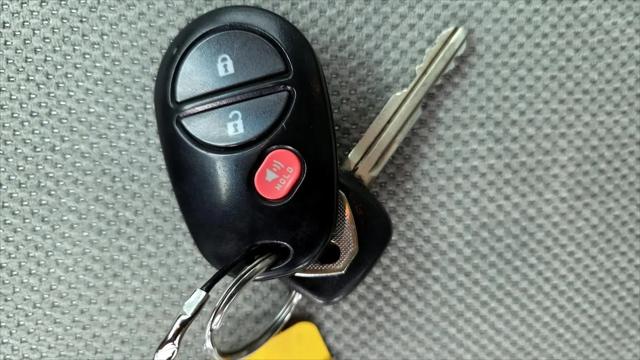 2014 Toyota Sienna L V6 7 Passenger