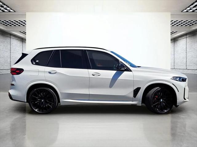 2025 BMW X5 M60i