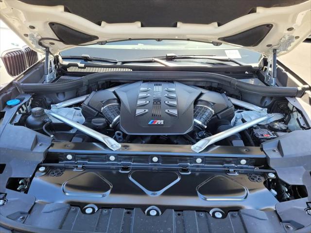 2025 BMW X5 M60i