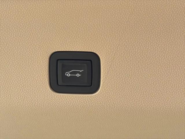 2023 Cadillac Escalade 2WD Premium Luxury