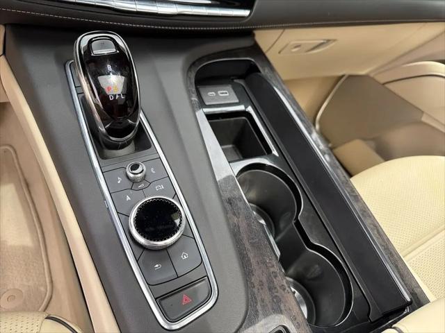 2023 Cadillac Escalade 2WD Premium Luxury