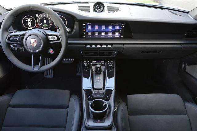 2026 Porsche 911 Carrera GTS