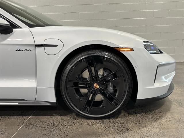 2026 Porsche Taycan 4