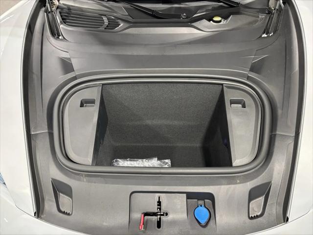 2026 Porsche Taycan 4