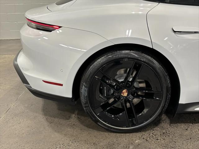 2026 Porsche Taycan 4