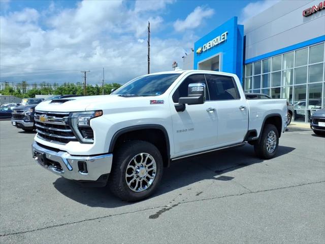 2026 Chevrolet Silverado 2500 HD Crew Cab, Standard Bed, LTZ, 4WD