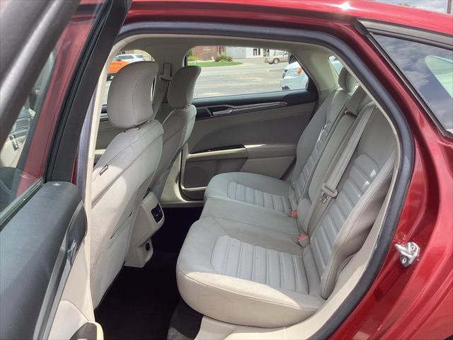 2017 Ford Fusion SE