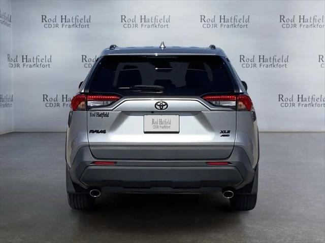 2020 Toyota RAV4 XLE