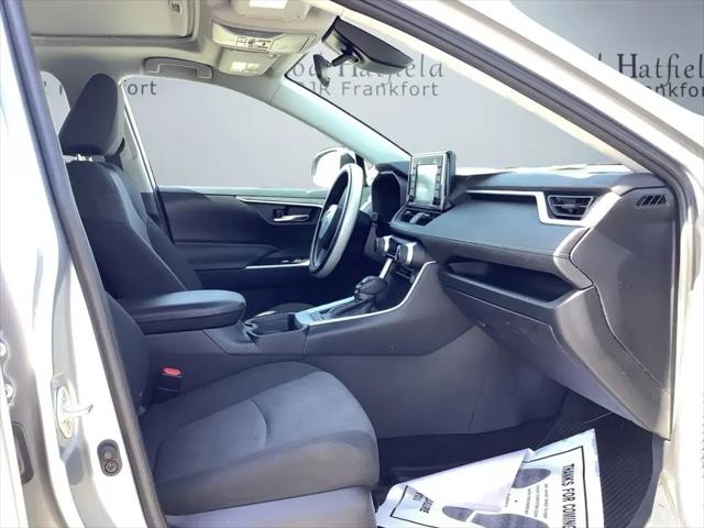 2020 Toyota RAV4 XLE