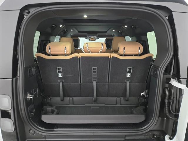 2026 Land Rover Defender P400 X-Dynamic SE