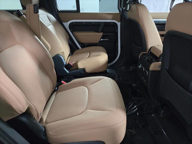 2026 Land Rover Defender P400 X-Dynamic SE