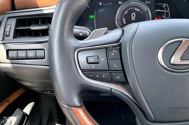 2023 Lexus ES 300h Ultra Luxury