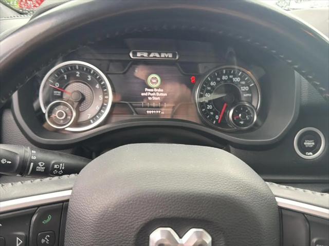 2022 Ram 1500 Big Horn Crew Cab 4x4 5'7" Box