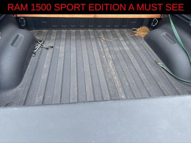 2022 Ram 1500 Big Horn Crew Cab 4x4 5'7" Box