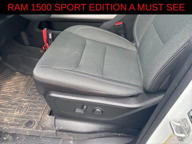 2022 Ram 1500 Big Horn Crew Cab 4x4 5'7" Box
