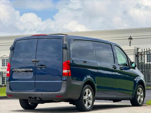 2021 Mercedes-Benz Metris Standard
