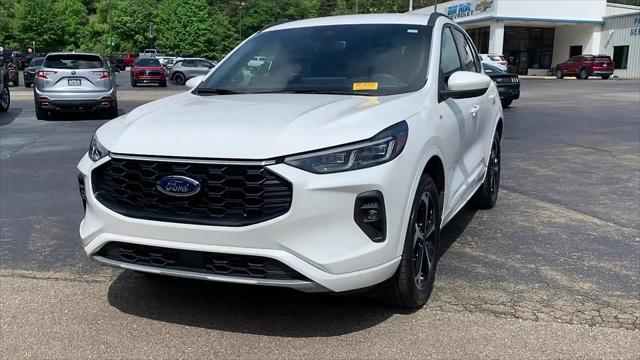 2025 Ford Escape ST-Line Elite