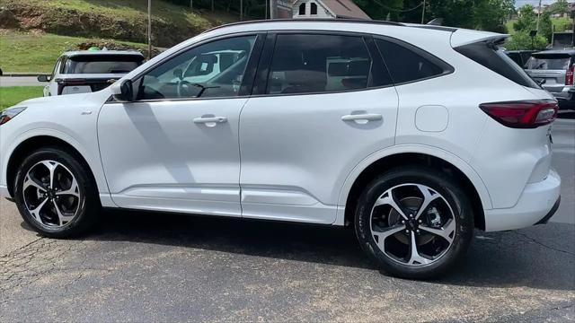 2025 Ford Escape ST-Line Elite