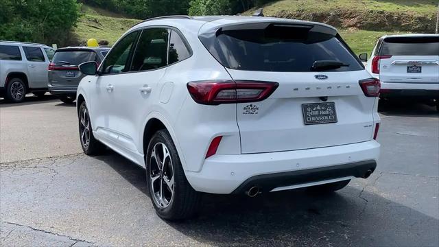 2025 Ford Escape ST-Line Elite