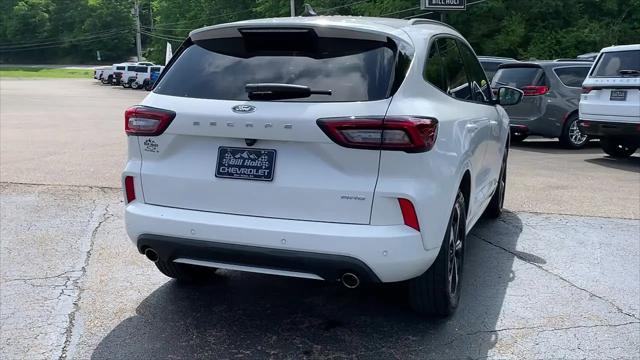 2025 Ford Escape ST-Line Elite