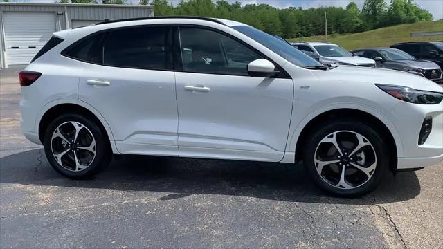 2025 Ford Escape ST-Line Elite