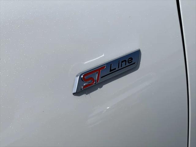 2025 Ford Escape ST-Line Elite