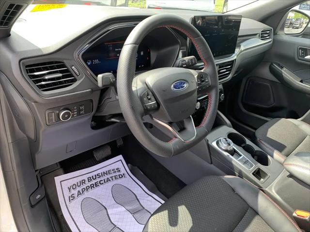 2025 Ford Escape ST-Line Elite