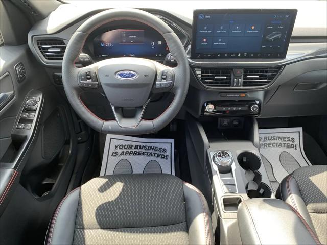 2025 Ford Escape ST-Line Elite