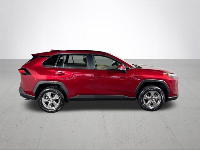 2024 Toyota RAV4 Hybrid XLE