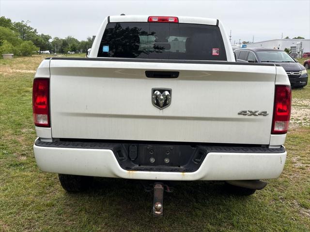 2018 Ram 1500 Express Crew Cab 4x4 5'7" Box