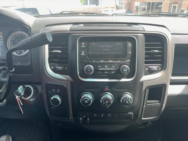 2018 Ram 2500 Tradesman Crew Cab 4x4 8' Box