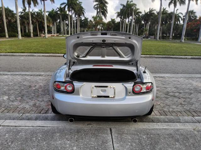 2006 Mazda MX-5 Grand Touring