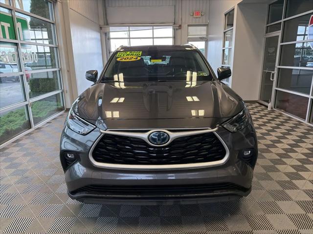2024 Toyota Highlander Hybrid XLE