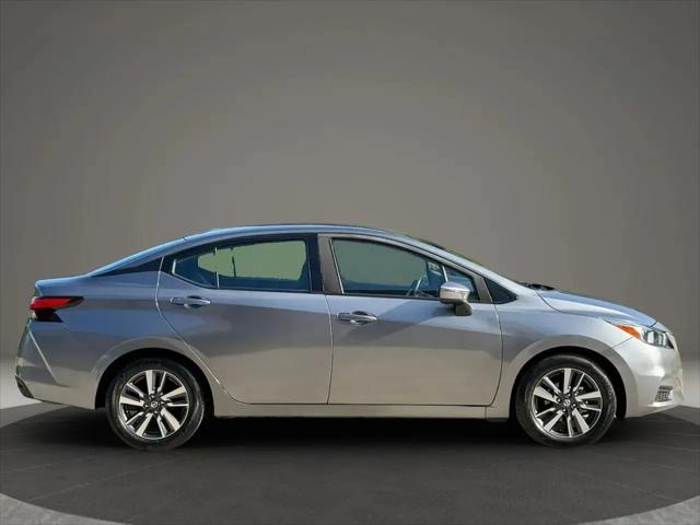 2021 Nissan Versa SV Xtronic CVT