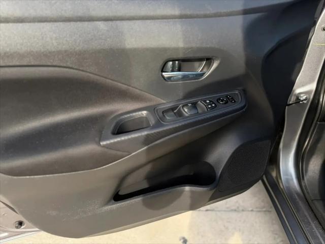 2021 Nissan Versa SV Xtronic CVT