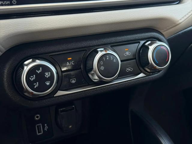 2021 Nissan Versa SV Xtronic CVT