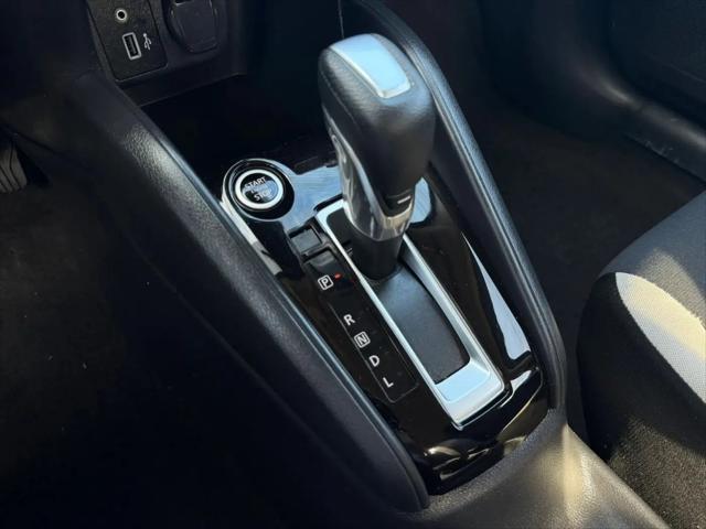 2021 Nissan Versa SV Xtronic CVT