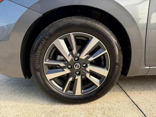 2021 Nissan Versa SV Xtronic CVT