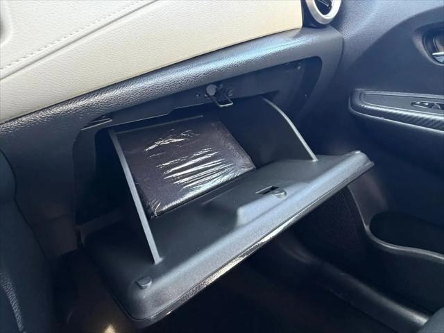2021 Nissan Versa SV Xtronic CVT