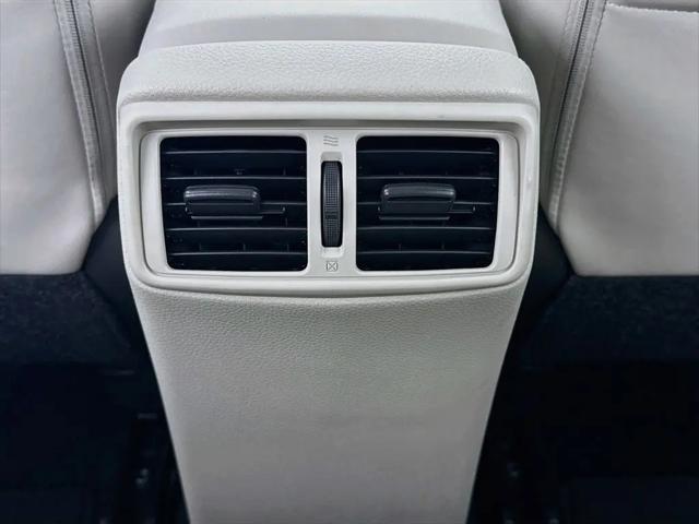 2020 Nissan Rogue Sport SL AWD Xtronic CVT