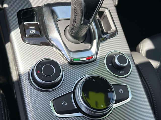 2024 Alfa Romeo Stelvio Veloce AWD