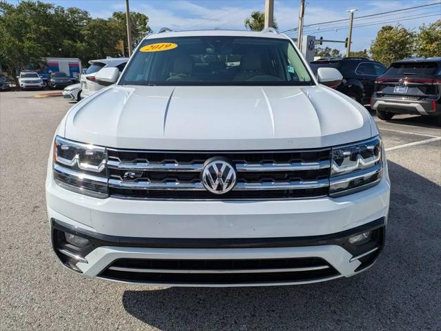 2019 Volkswagen Atlas 3.6L V6 SE w/Technology R-Line
