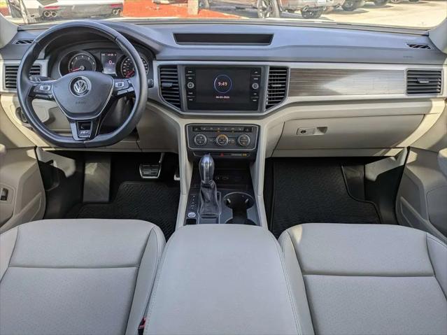 2019 Volkswagen Atlas 3.6L V6 SE w/Technology R-Line