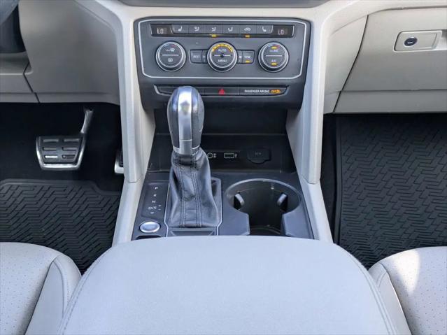 2019 Volkswagen Atlas 3.6L V6 SE w/Technology R-Line