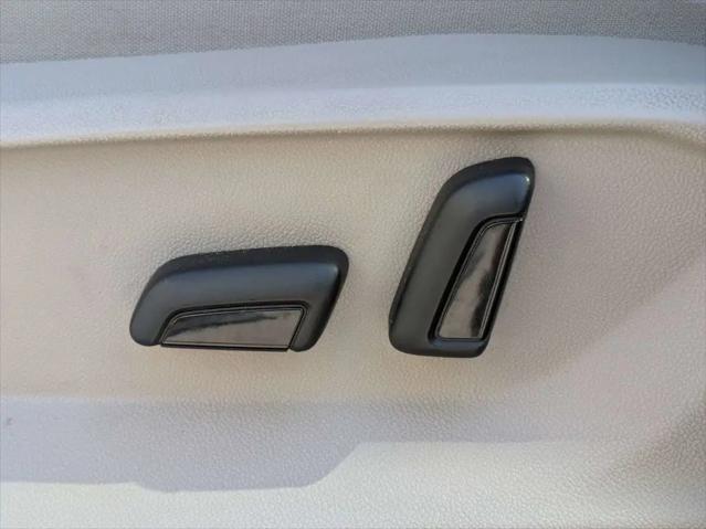 2019 Volkswagen Atlas 3.6L V6 SE w/Technology R-Line