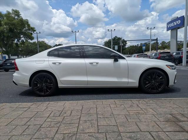 2024 Volvo S60 B5 Plus Black Edition